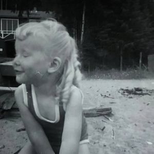 Meet your Posher, Helene